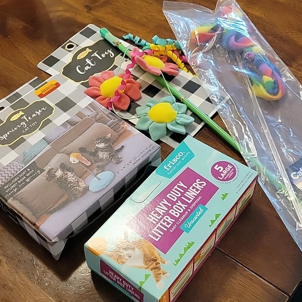 Cat toy and box liner bundle